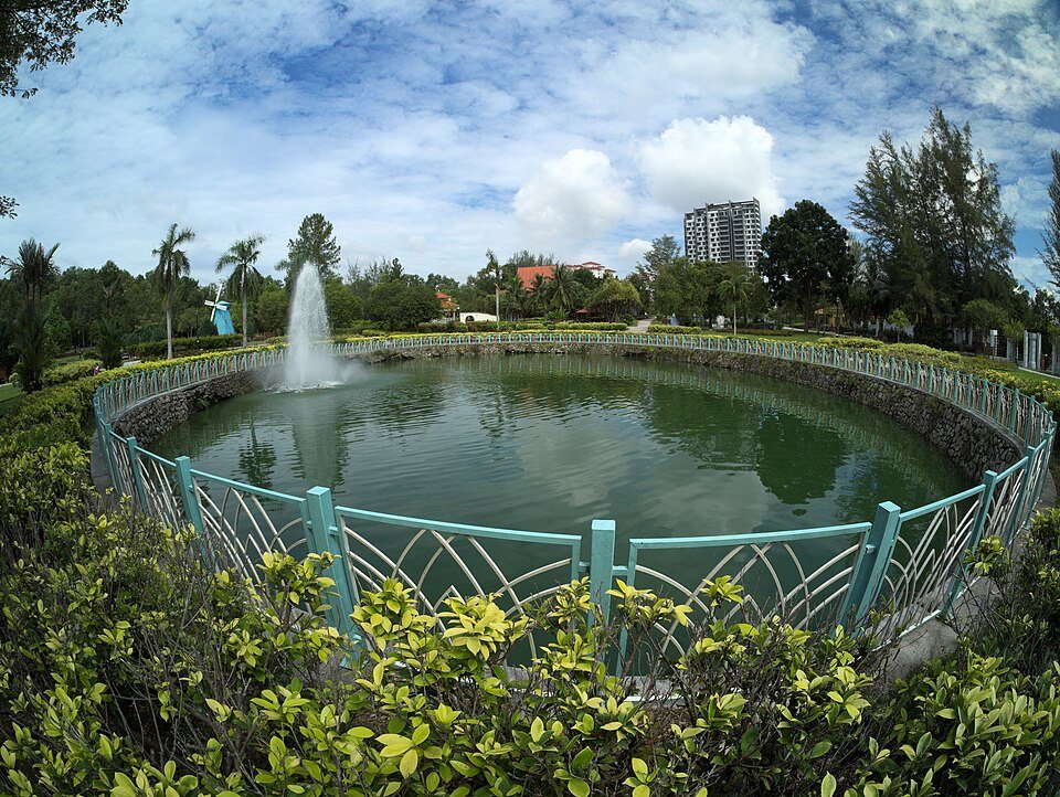 The lake at Bukit Jalil Recreational Park.