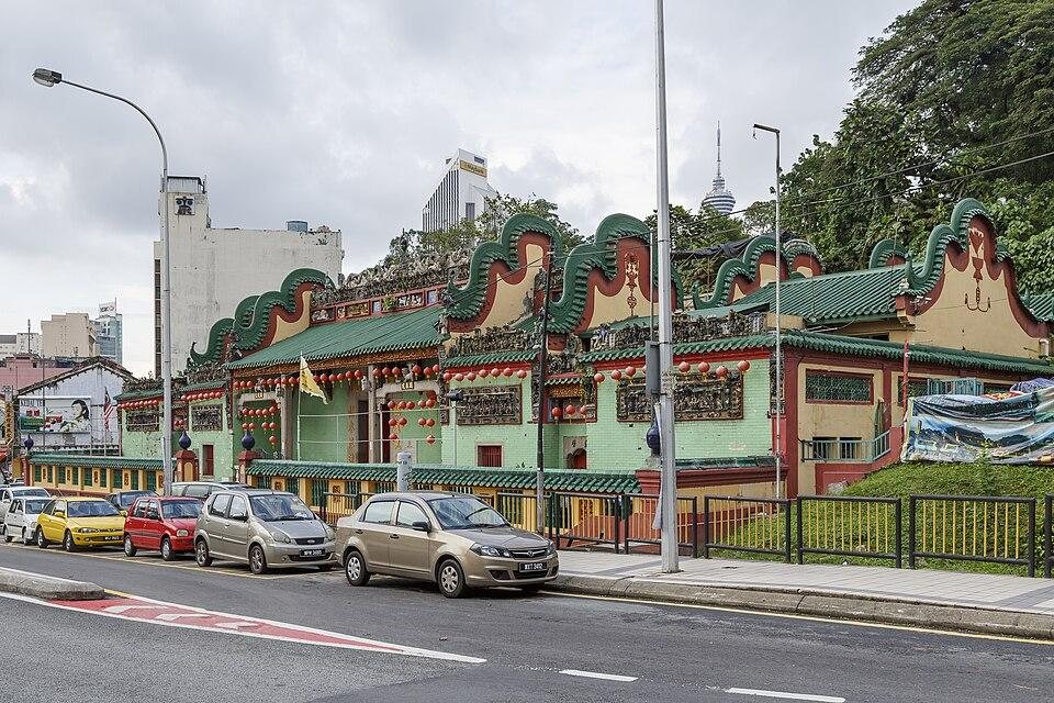 The ornate roofline and facade of Chan She Shu Yuen clan hall in Chinatown.